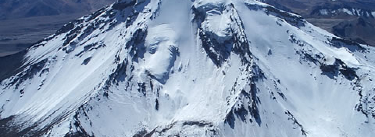 Ascent Pomerape volcano